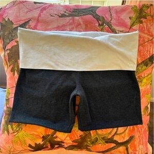 victoria’s secret PINK y2k vintage 2000s fold over shorts white & dark grey
